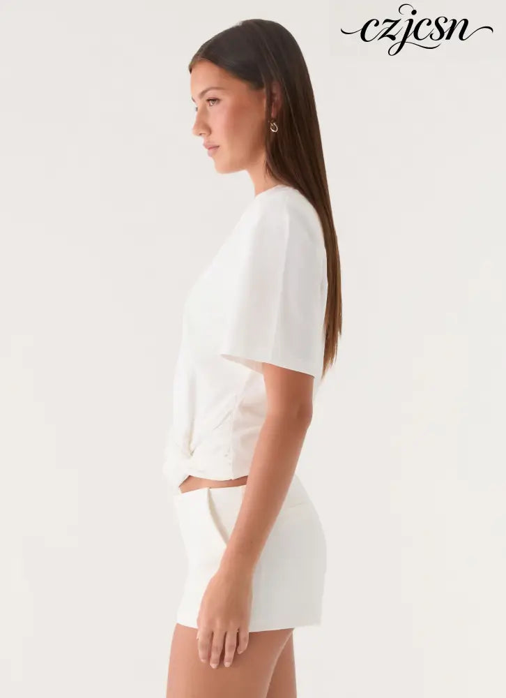 Anora Tee - White - Basic Tops